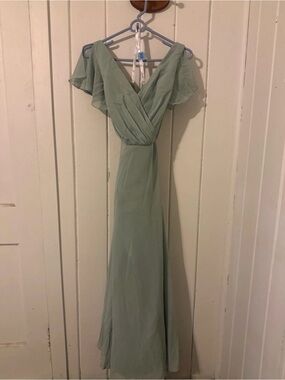 Elegant Sage Green V-Neck Flutter Sleeve Bridesmaid Dress